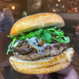 ROCK ELM BURGER  montamore cheese, roasted mushrooms, candied walnut aioli, arugula