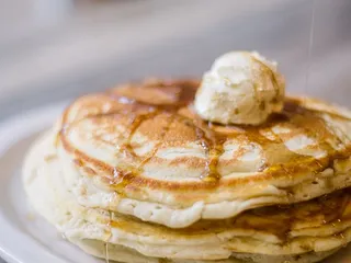 Waterloo Ice House 360 & 2222