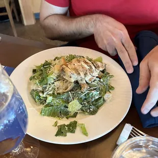 Caesar salad with chicken