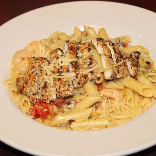 spicy chicken &amp; shrimp pasta