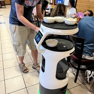 The robo-waiter!