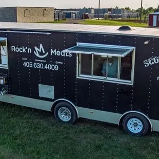 Food truck.
