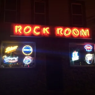 The best bar for good music and cold beer!