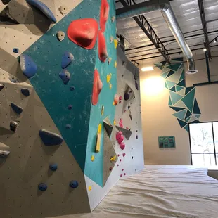 Climbing wall