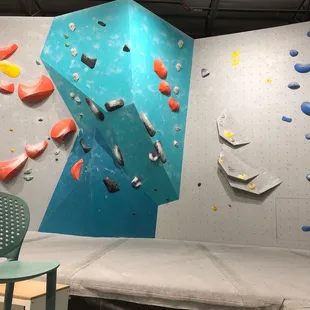 Climbing wall