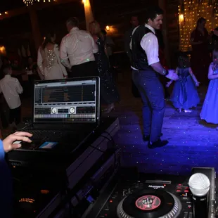 Visalia, Fresno, Clovis DJs