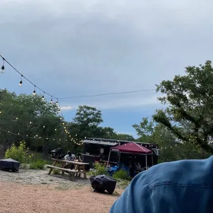 Outside bar