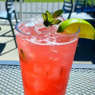 Strawberry Coconut Mojito
Muddled mint, lime, Malibu rum, strawberry purée, and lime juice topped with soda water.