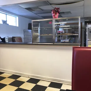 Lobby - plain inside but VERY GOOD pizza