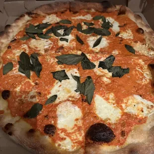 18" The Vodka Margherita Pizza