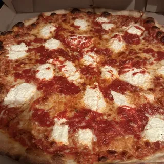 18" The Lasagna Pizza