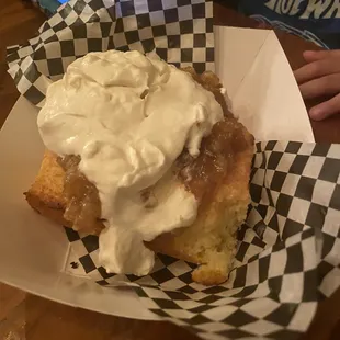 Pineapple  dessert MUST have