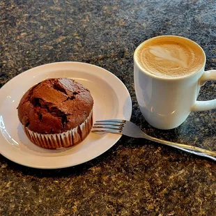 Mapple Cinnamon Latte and a chocolate muffin.