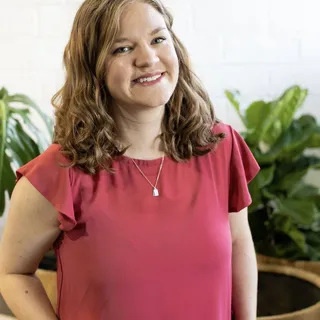 Lauren R.