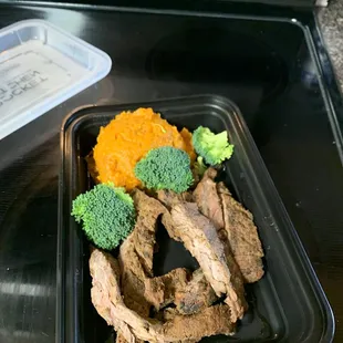 Lean steak fajitas with sweet potato mash broccoli