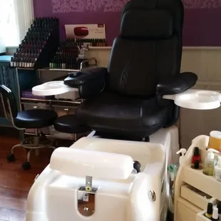 Pedicure station