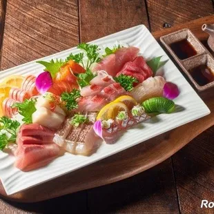 Fresh &amp; Thick cut Sashimi, sushi w/ outdoor seating. Best Blue-fin Tuna belly, Salmon (sake) belly Omakase w/ beer &amp; sake on conveyor belt