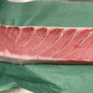 Best Blue fin Tuna belly, hamachi, albacore on conveyor belt, sushi for A Group. Catering Trays available for friends gathering, family part