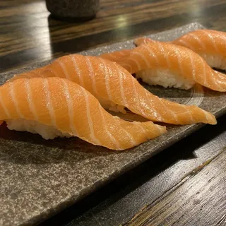 Sake Nigiri