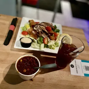 Chicken Caesar and Maryland Crab Soup why ice tea