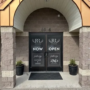 The Rockford Roadhouse restaurant and bar front doors.