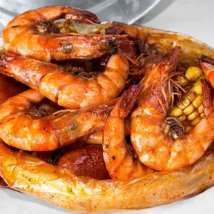  plate of cooked shrimp