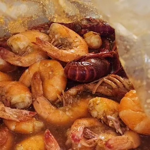 Shrimp and crawfish. Combo. Medium spicy.