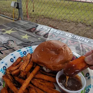 Bratwurst burger with jalapeno and a sweet red cabbage served with those amazing yam fries-check out that dipping sauce!!!!