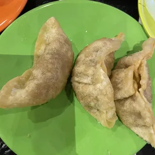 4 Piece Beef Gyoza Dumplings