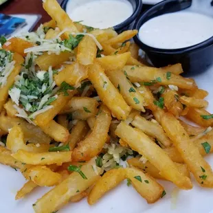 Garlic cheese fries