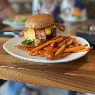 Bacon cheeseburger with sweet potato fries