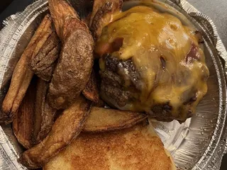 Mike & Lois's Late Night Grill