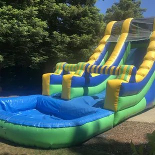 So excited for the summer! 18ft Waterslide rents for only $300 All Day! www.RocklinBounceHouseRentals.com
