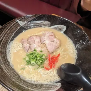Hakata ramen aka tonkatsu