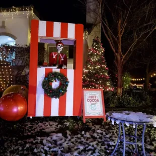 Decor and light display