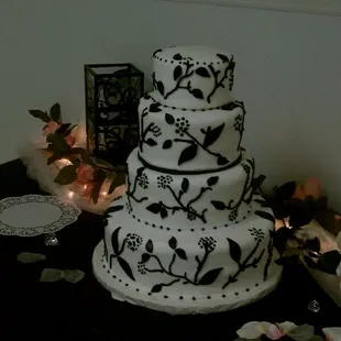 a three tiered wedding cake