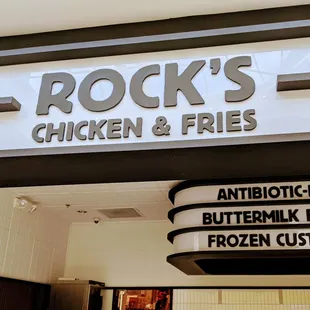 Rock&apos;s Chicken &amp; Fries