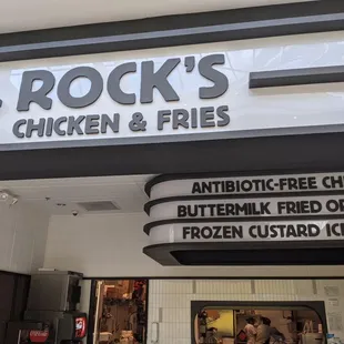 Rock&apos;s Chicken &amp; Fries