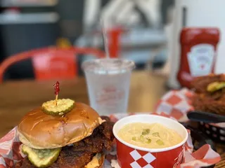 THAT Burger Spot So Extra!- Atlanta