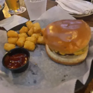 Classic burger and 6 tots lol