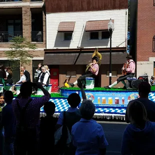 Open air seating at Rocks North Center for full parade enjoyment!