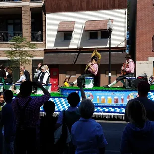 Front row seat to Germanfest marching up Lincoln Avenue