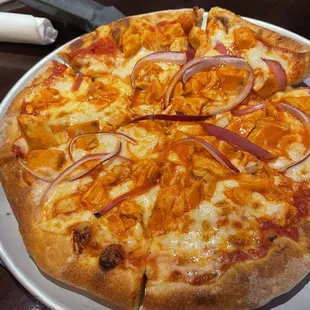 10" Wood-Fired Buff Chick Pizza