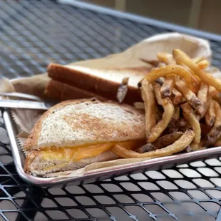 Rockwell's Neighborhood Grill