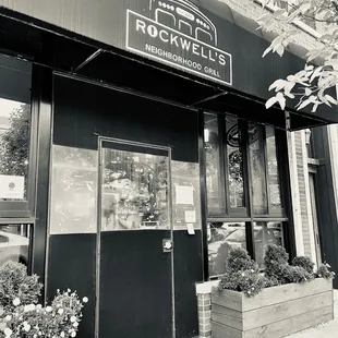 the entrance to rockwell's neighborhood grill