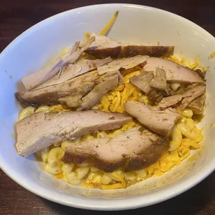 Smokehouse Mac N Cheese with smoked Turkey
