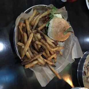 Fried chicken sandwich