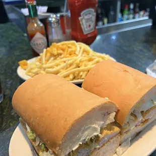 Catfish poboy (half) and a SIDE of macaroni. Yummmmm!!!