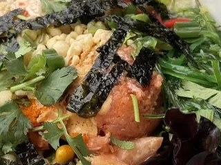 Rocky Fin Poke Bar - Huron & 120th