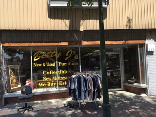 Betty J's Antiques & Collectibles